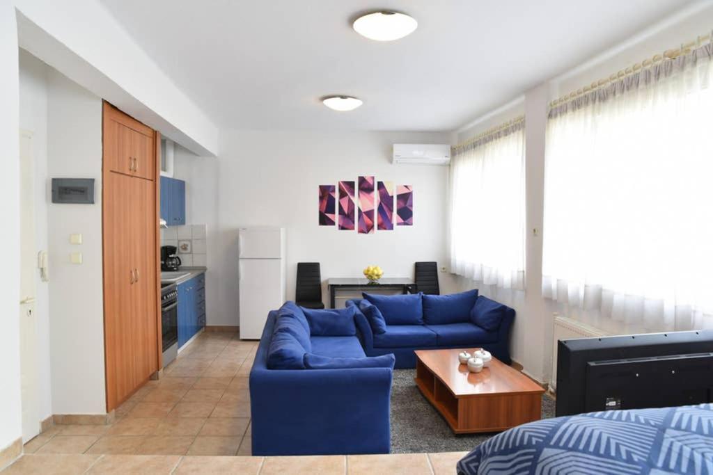 A Modern Bright Studio In The Center Of Kastoria Apartment Екстериор снимка